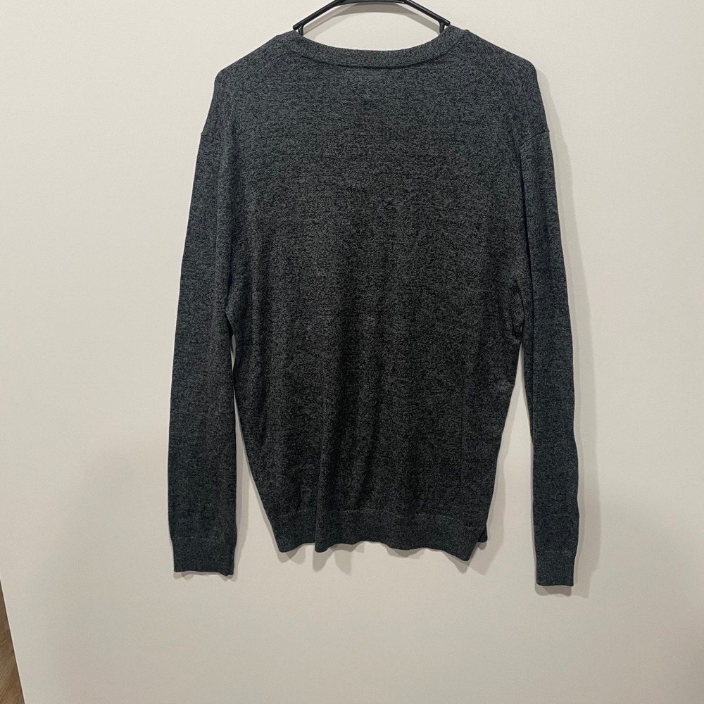 Banana Republic Mens Dark Gray V Neck Sweater Premium Luxe Size L Silk cashmere - Picture 6 of 8